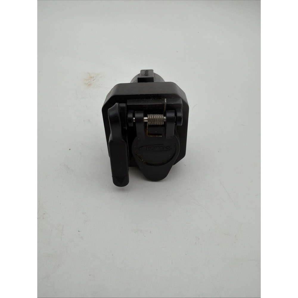 Hopkins 47565 Multi-Tow 7-Blade To 6-Round And 4-Flat Adapter